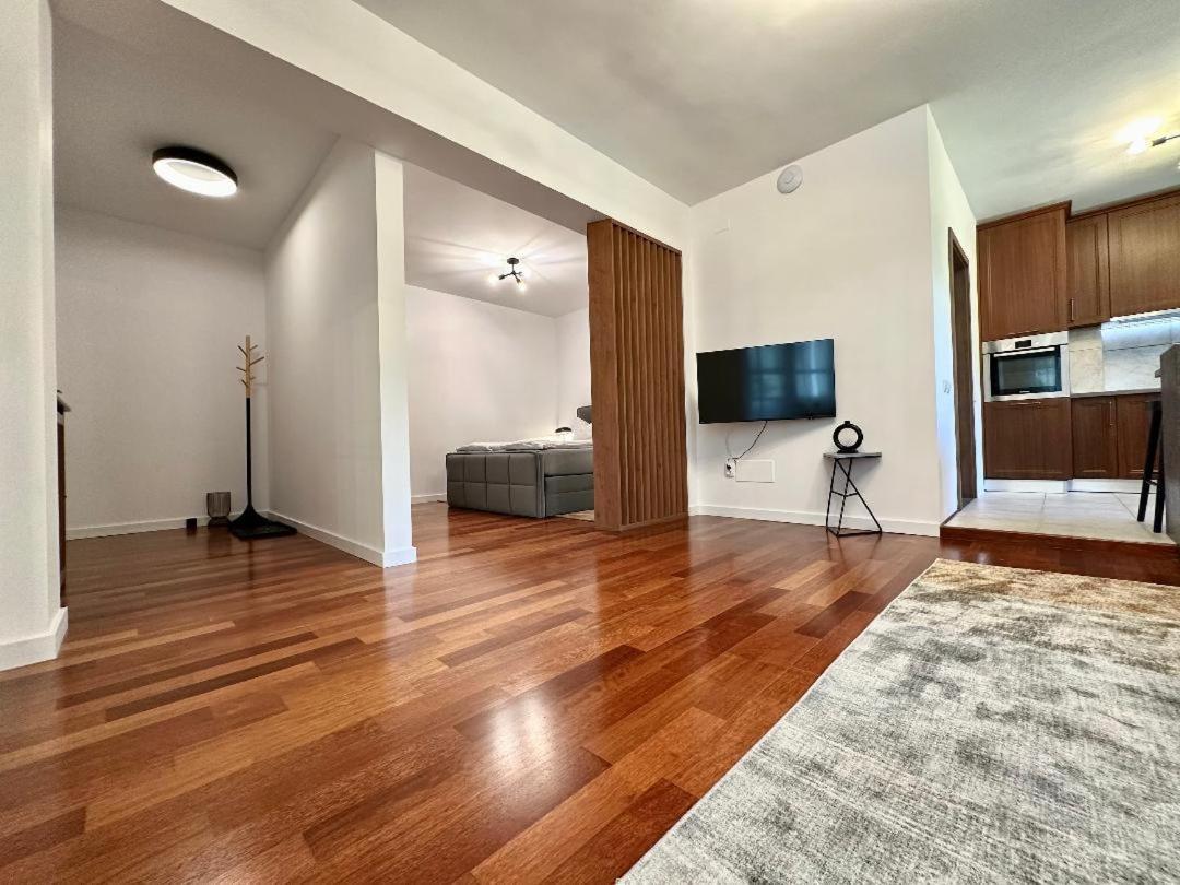 House Pica Apartment คลูจ-นาโปกา ภายนอก รูปภาพ